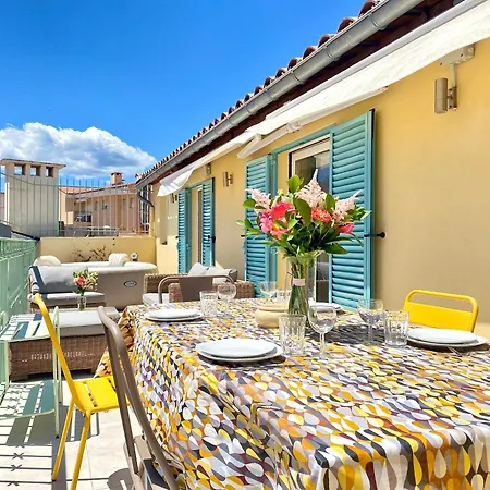 Les Toits Du Soleil: Luxury With Terraces And Jacuzzi In Cannes