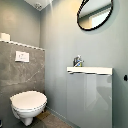 Les Toits Du Soleil: Luxury With Terraces And Jacuzzi In